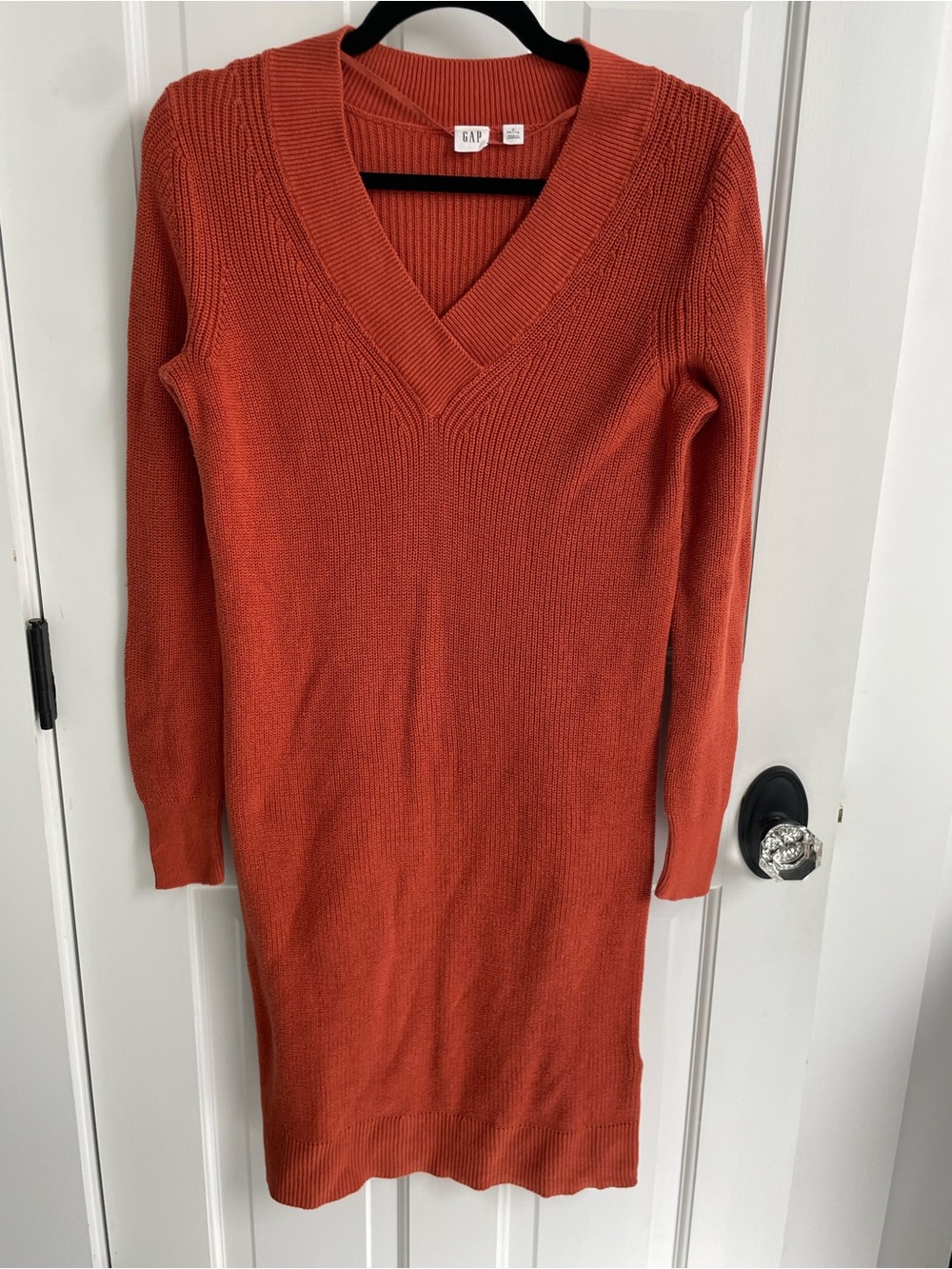 GAP Women's V-Neck Long Sleeve Sweater Dress - Burnt Orange